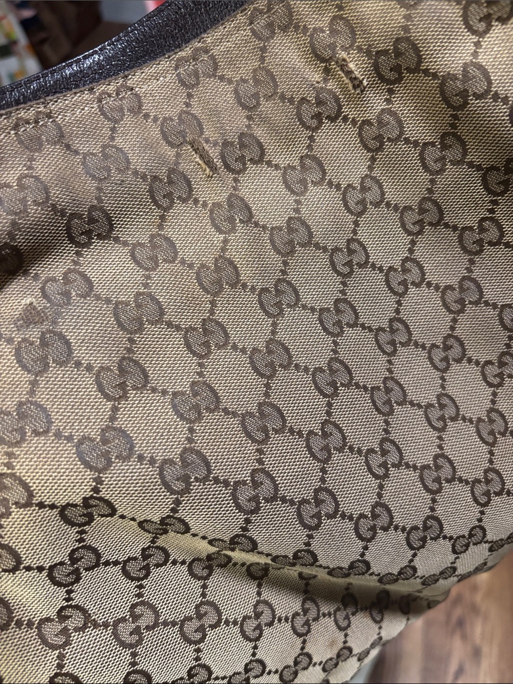 Gucci Tan GG Canvas Messenger with Green and Red Web Strap - Picture 12 of 12